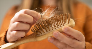 هل أنت تعلم أسباب تساقط الشعر؟